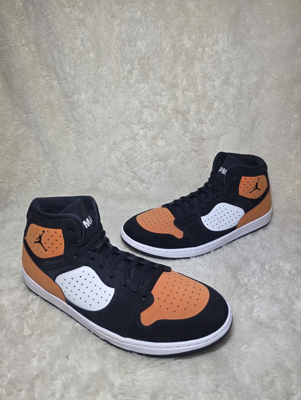 Nike Jordan Access Shattered Backboard High Top Black Orange Men Size 11 AR3762